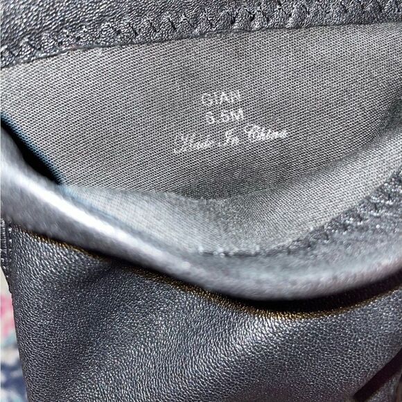 Donald J. Pliner Gian Snake Embossed Boots Stretch 6.5 - Picture 9 of 9